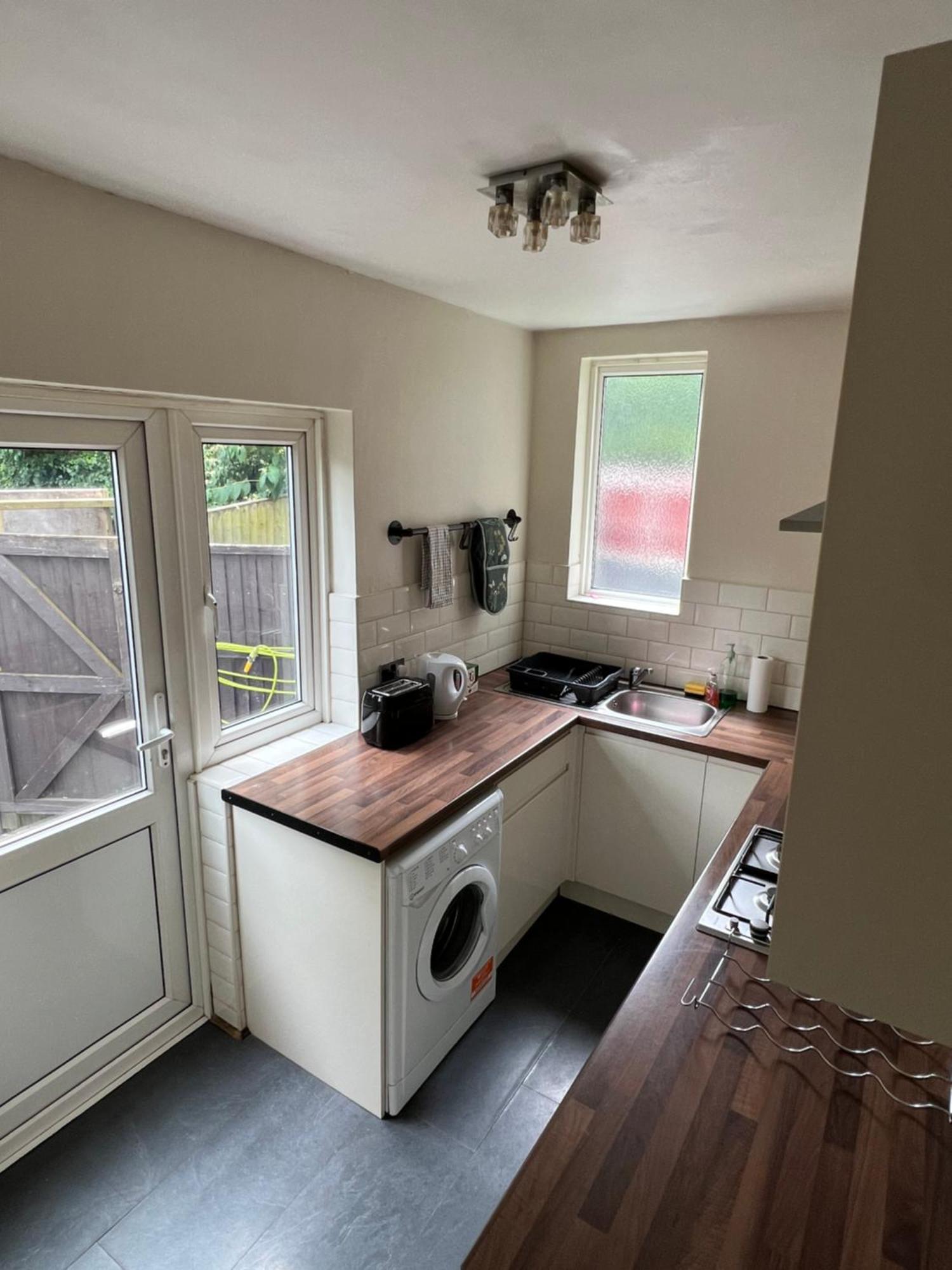 20Mins To Bakerst, Harry Potter & Wembley Stadium! Leilighet Northwood  Eksteriør bilde
